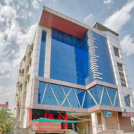 Oyo 35538 Hotel Risha Chandrapur Exteriör bild